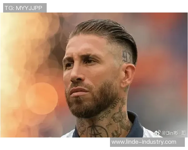 巴塞罗那官方宣布新赛季主场名将正式亮相拉莫斯落泪致敬 巴塞罗那官方宣布新赛季主场名将正式亮相拉莫斯落泪致敬