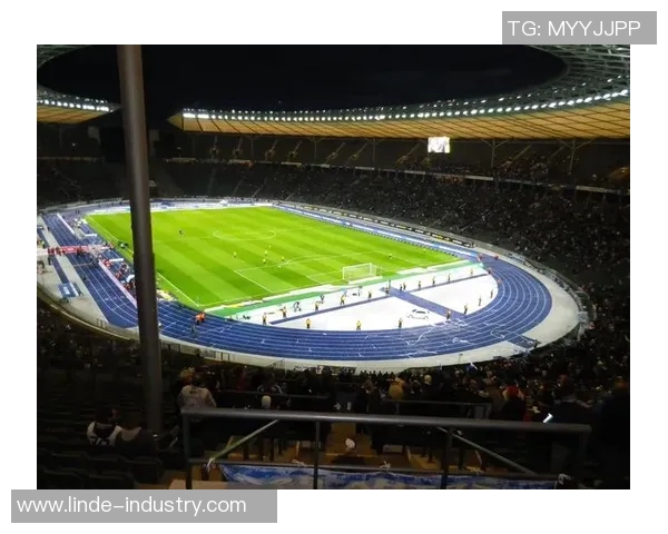 柏林赫塔主场艰难胜利,德甲前六再现光芒 柏林赫塔主场艰难胜利,德甲前六再现光芒