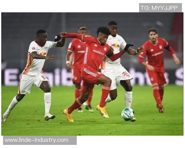 拜仁慕尼黑:德甲王者之势不可挡,领先优势稳步扩大 拜仁慕尼黑:德甲王者之势不可挡,领先优势稳步扩大