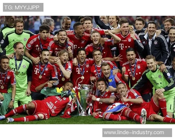 拜仁慕尼黑主场势不可挡,德甲豪强再登巅峰 拜仁慕尼黑主场势不可挡,德甲豪强再登巅峰