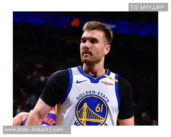 掘金主帅宣布伤病痊愈,将全力带领球队冲击季后赛 掘金主帅宣布伤病痊愈,将全力带领球队冲击季后赛