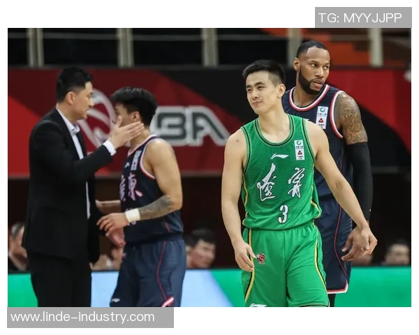 辽宁本钢官宣周琦加盟,引发球迷热议! 辽宁本钢官宣周琦加盟,引发球迷热议!