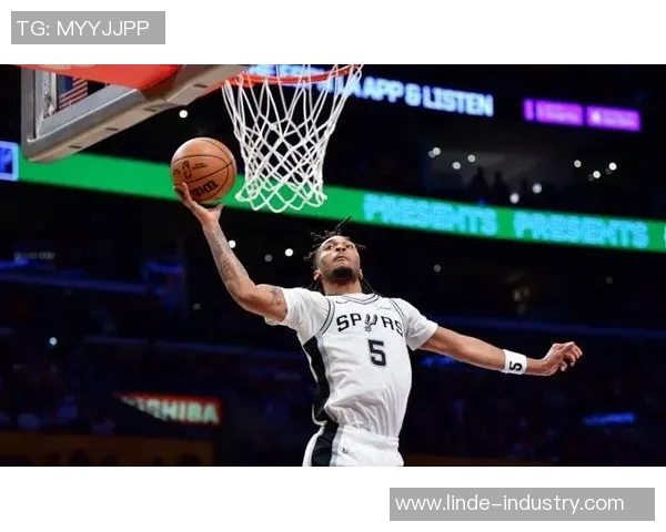 马刺稳守主场追平,鹈鹕豪取四连胜锁定晋级