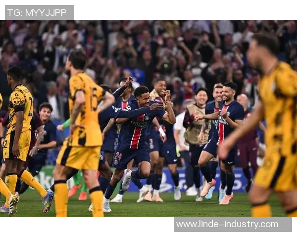 姆巴佩传射破门,苏亚雷斯策动进攻,巴黎VS马竞对决激烈 姆巴佩传射破门,苏亚雷斯策动进攻,巴黎VS马竞对决激烈