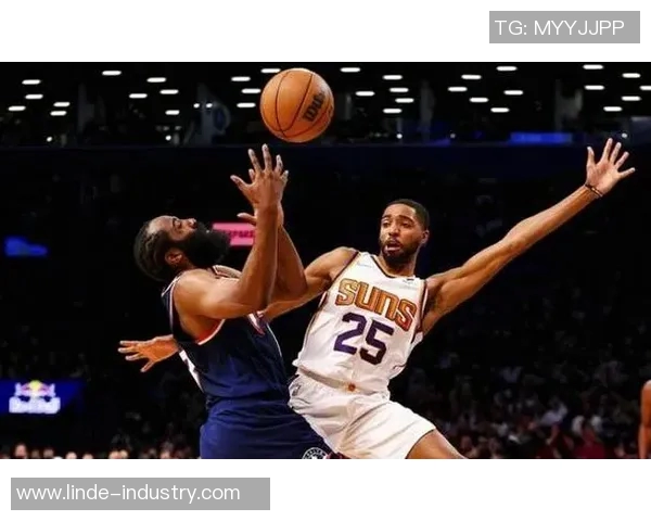 太阳队在比赛中展现出强大的实力 太阳队在比赛中展现出强大的实力