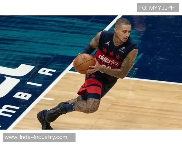 尼克斯击败奇才，兰多夫助球队取得胜利：一场经典战役的深度解读